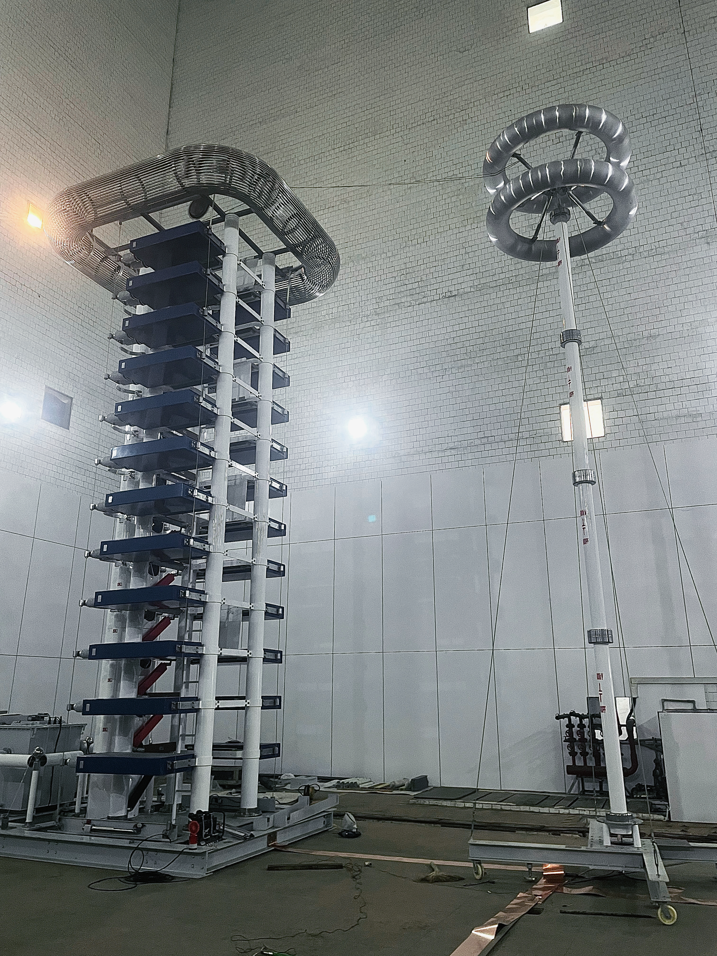 インパルス電圧発生器
